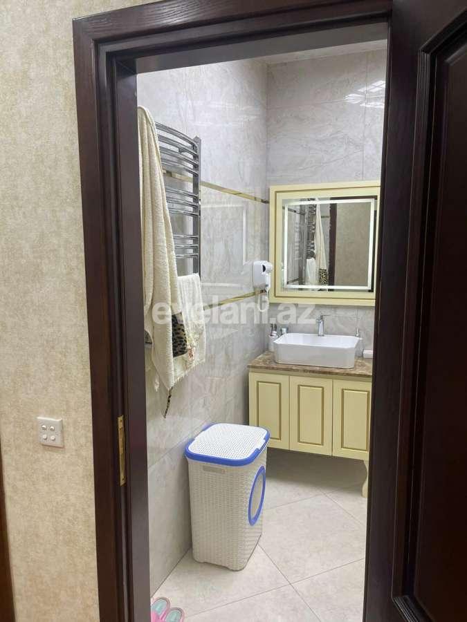 Satılır, yeni tikili, 2 otaqlı, 92 m², Azadlıq prospekti m.