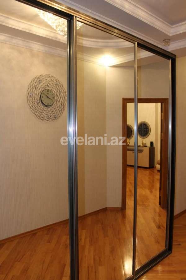 Sale, new building, 3 room, 130 m², Elmlar Akademiyası m.
