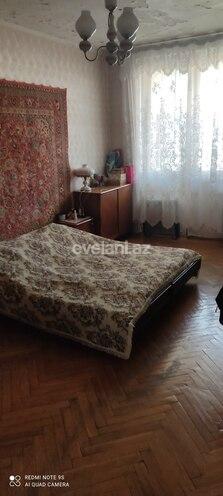 Satılır, köhnə tikili, 3 otaqlı, 85 m², Bakı, Nəsimi r, 4-cü mikrorayon q, Memar Əcəmi m.