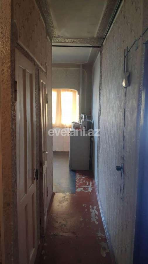 Satılır, köhnə tikili, 2 otaqlı, 60 m², Qara Qarayev m.