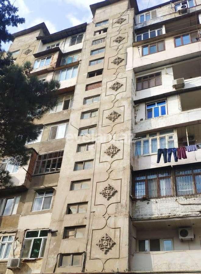 Satılır, köhnə tikili, 2 otaqlı, 60 m², Qara Qarayev m.