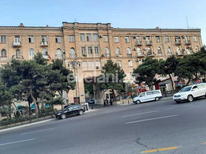 Sale, old building, 3 room, 90 m², Baku, Yasamal r, Yasamal d.