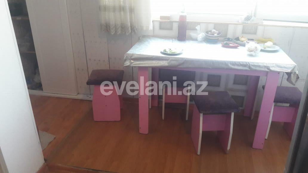 Satılır, köhnə tikili, 4 otaqlı, 102 m², İnşaatçılar m.