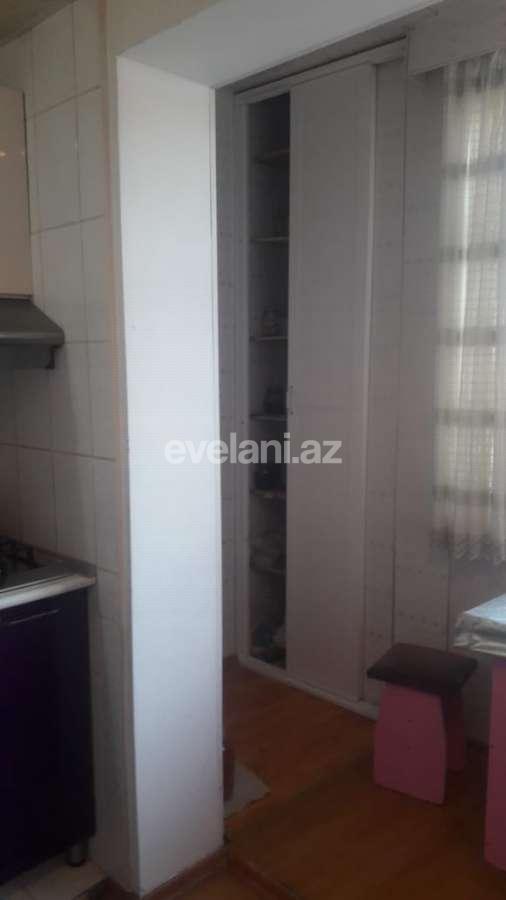 Satılır, köhnə tikili, 4 otaqlı, 102 m², İnşaatçılar m.