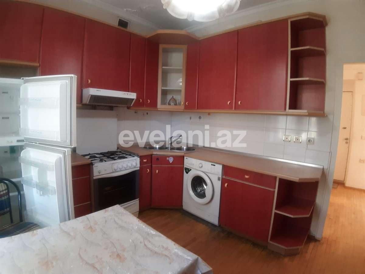 Satılır, köhnə tikili, 2 otaqlı, 60 m², Elmlər Akademiyası m.