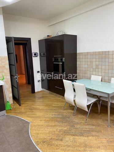 Satılır, yeni tikili, 3 otaqlı, 168 m², Gənclik m.