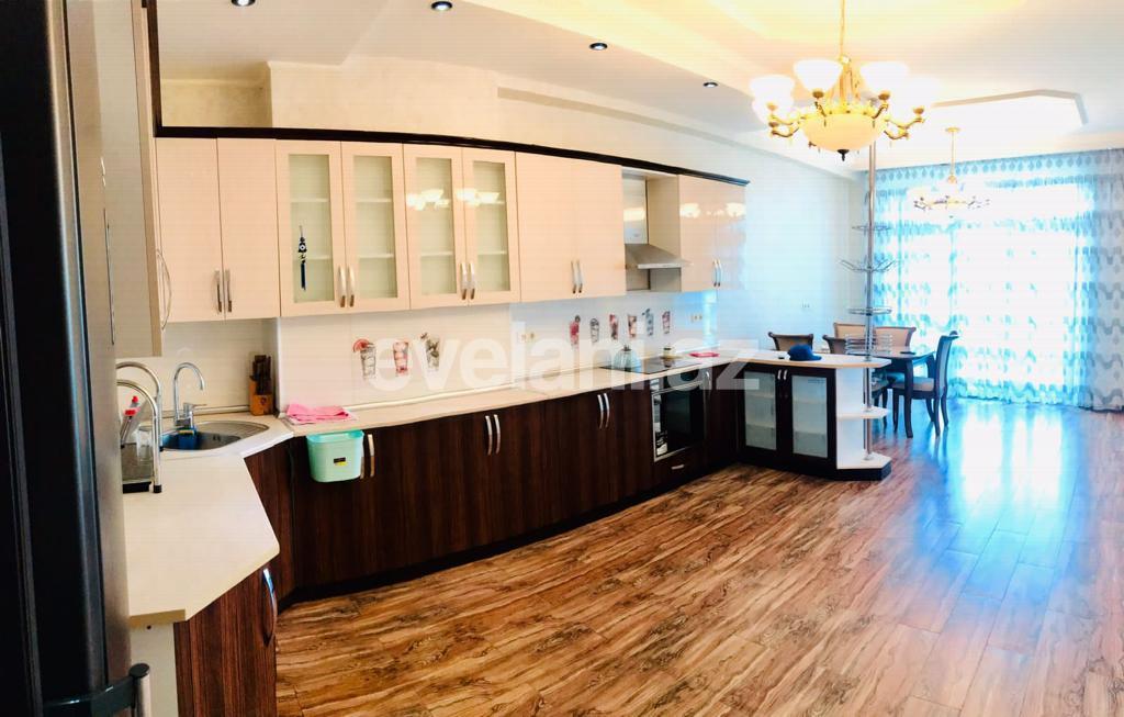 Satılır, yeni tikili, 3 otaqlı, 249 m², Şah İsmayıl Xətai m.