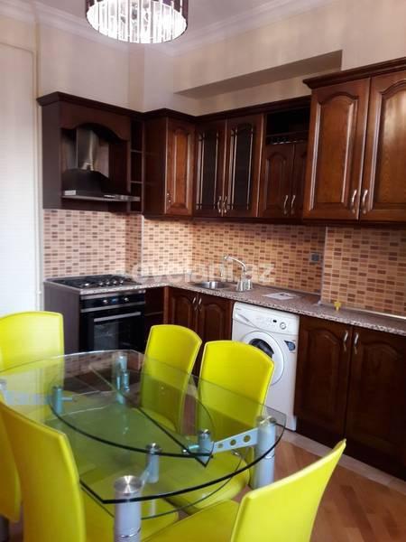 Kirayə verilir, yeni tikili, 3 otaqlı, 110 m², Şah İsmayıl Xətai m.