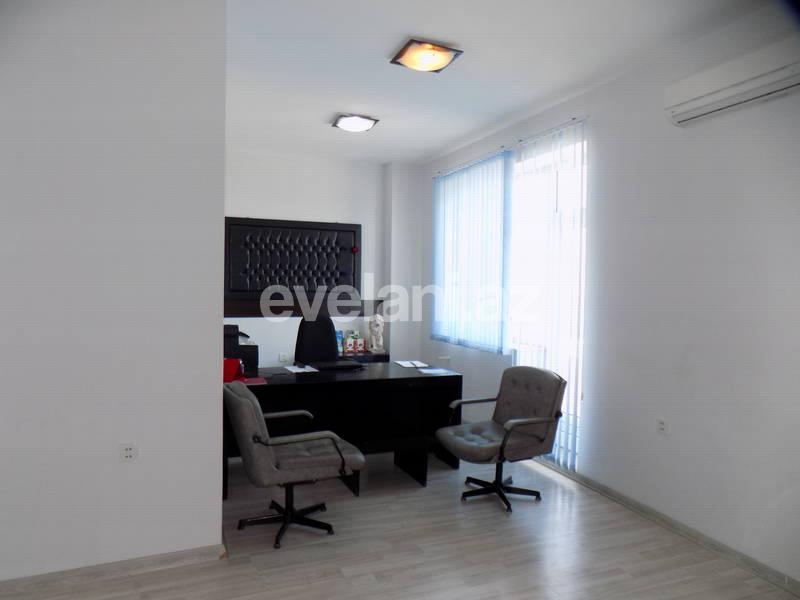 Kirayə verilir, köhnə tikili, 7 otaqlı, 425 m², Xətai r.