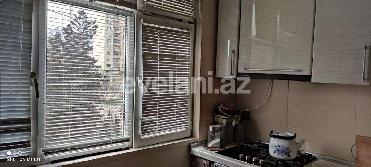 Satılır, köhnə tikili, 3 otaqlı, 55 m², Memar Əcəmi m.