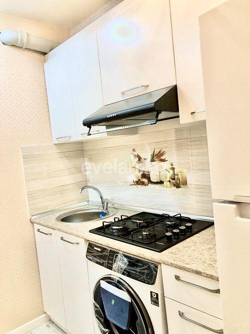 Satılır, yeni tikili, 2 otaqlı, 60 m², İnşaatçılar m.