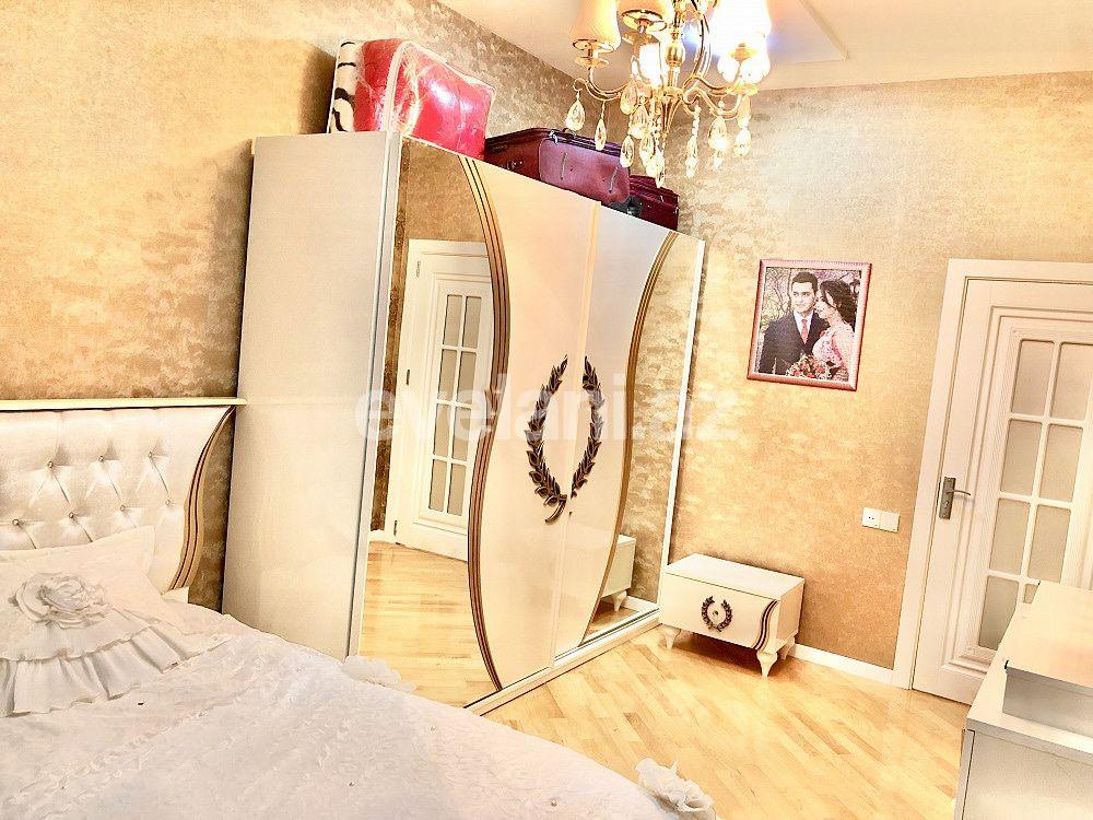 Satılır, yeni tikili, 2 otaqlı, 60 m², İnşaatçılar m.