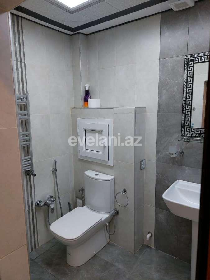 Rent, old building, 3 room, 115 m², Nasimi r.