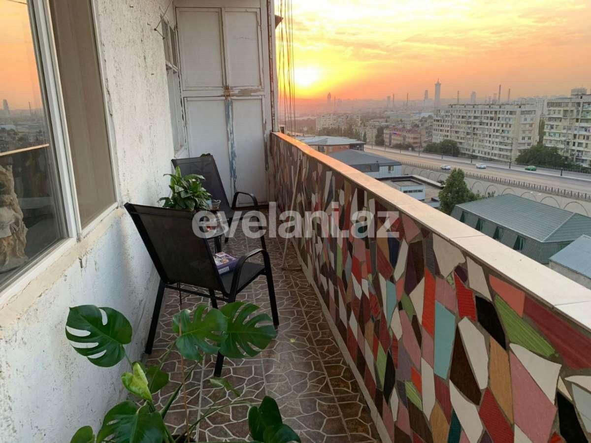 Satılır, köhnə tikili, 4 otaqlı, 100 m², Xalqlar Dostluğu m.