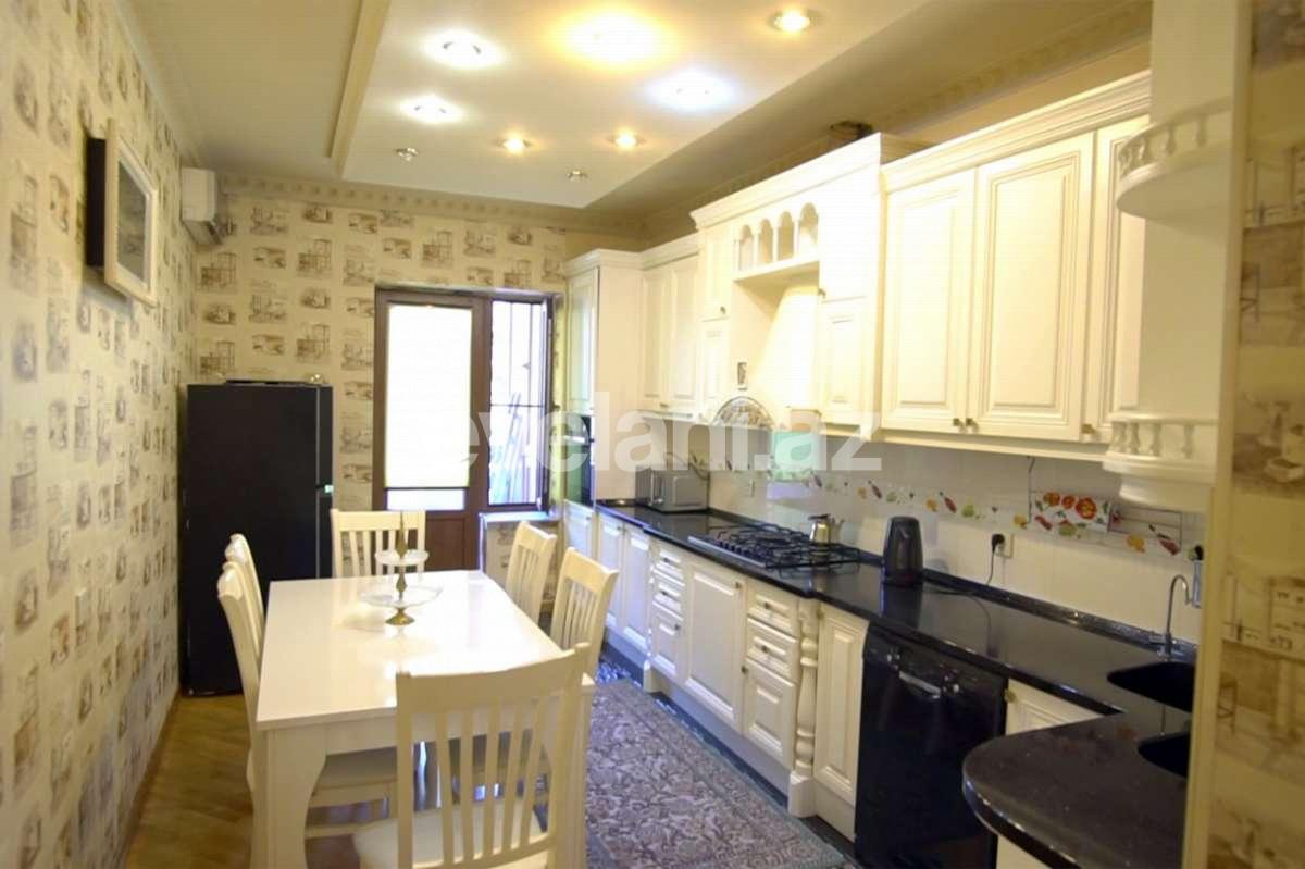 Sale, new building, 3 room, 135 m², Nizami m.