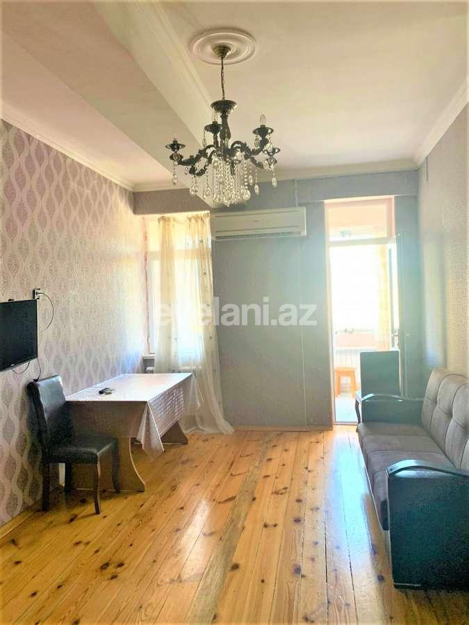 Satılır, yeni tikili, 2 otaqlı, 60 m², Qara Qarayev m.