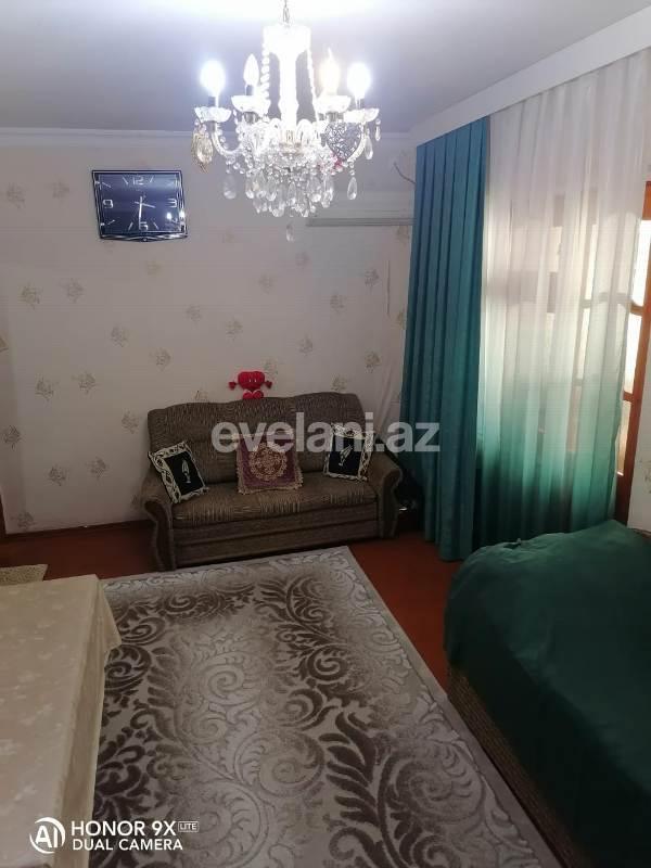 Satılır, köhnə tikili, 2 otaqlı, 31 m², İnşaatçılar m.
