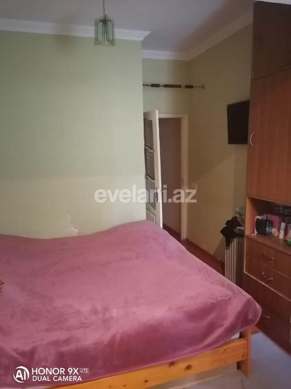 Satılır, köhnə tikili, 2 otaqlı, 31 m², İnşaatçılar m.