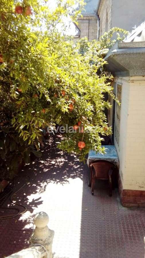 Satılır, həyət evi / bağ, 3 otaqlı, 105 m², 6-cı mikrorayon q.