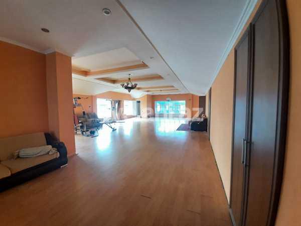 Kirayə verilir, ofis, 12 otaqlı, 610 m², Azadlıq prospekti m.