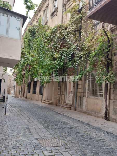 Kirayə verilir, obyekt, 130 m², İçəri Şəhər m.