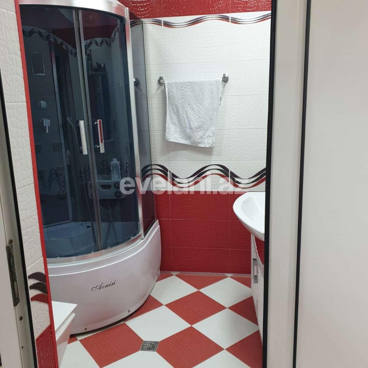 Satılır, həyət evi / bağ, 7 otaqlı, 220 m², İnşaatçılar m.