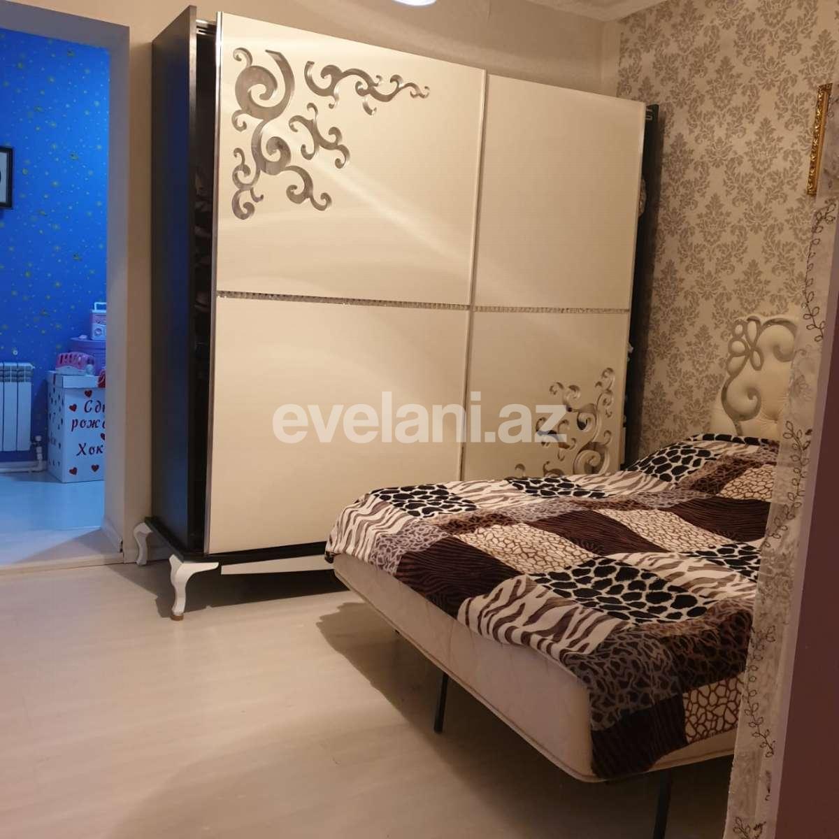 Satılır, həyət evi / bağ, 7 otaqlı, 220 m², İnşaatçılar m.