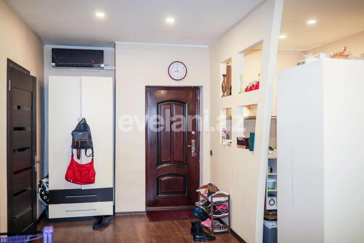 Satılır, yeni tikili, 2 otaqlı, 60 m², İnşaatçılar m.