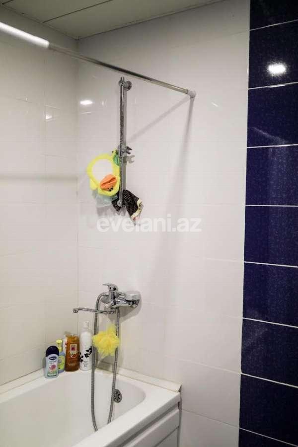 Satılır, yeni tikili, 2 otaqlı, 60 m², İnşaatçılar m.