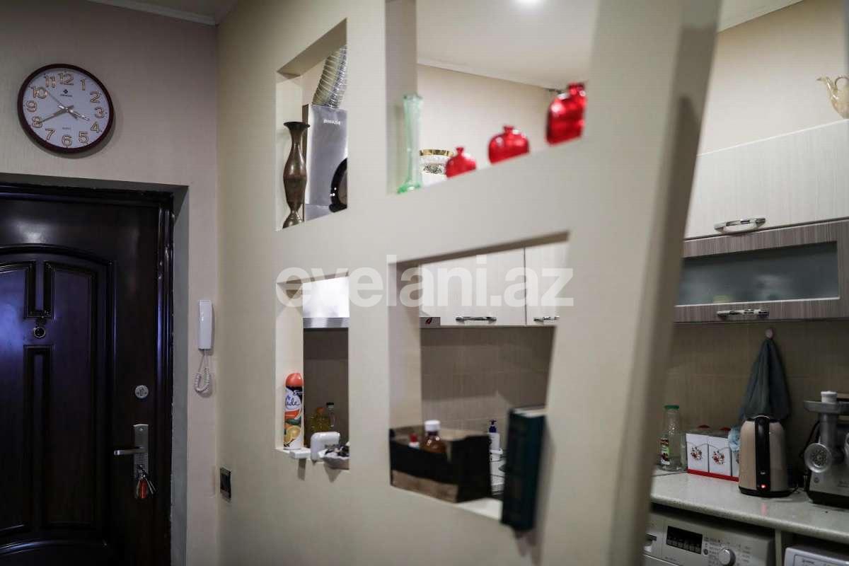 Satılır, yeni tikili, 2 otaqlı, 60 m², İnşaatçılar m.