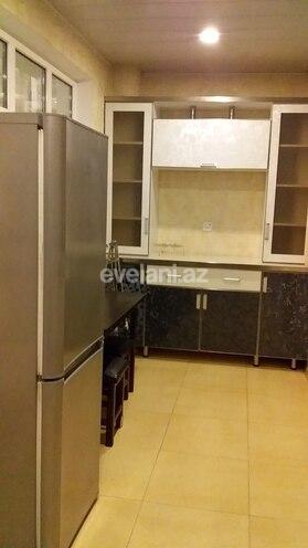 Satılır, köhnə tikili, 4 otaqlı, 105 m², Nəsimi r.