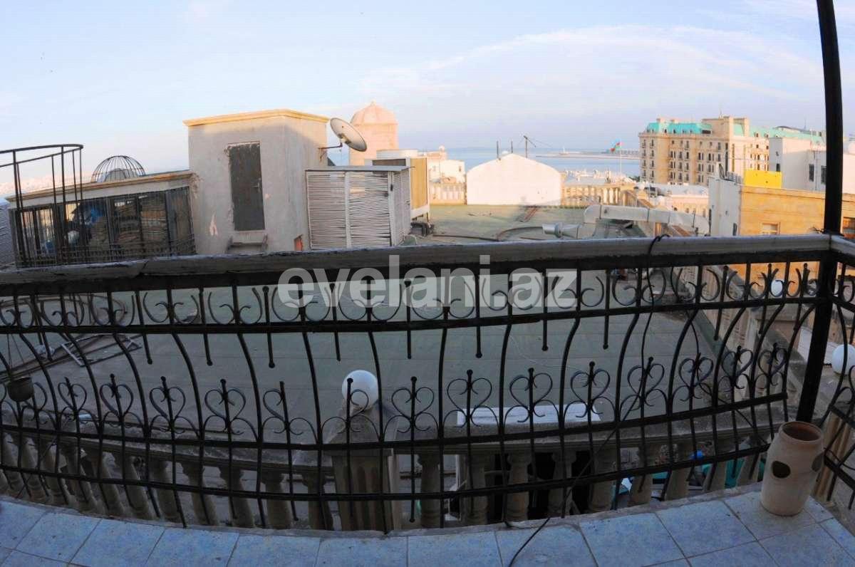 Sale, garden / house, 6 room, 200 m², Icheri Sheher m.