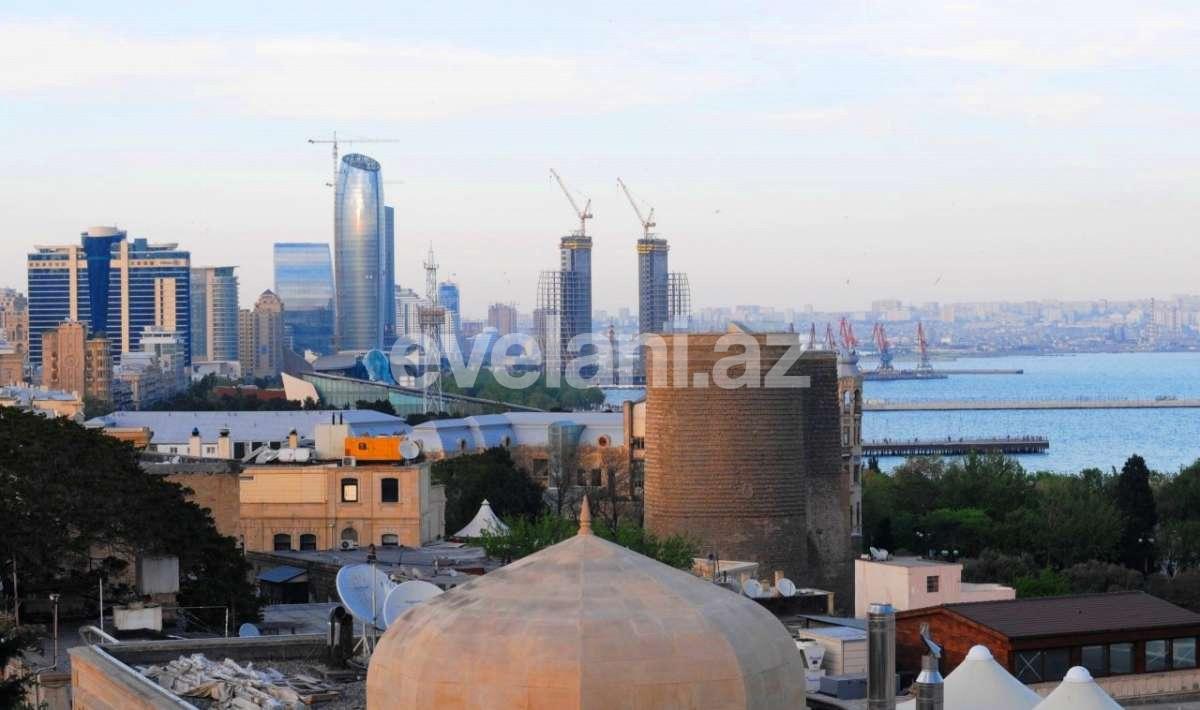 Sale, garden / house, 6 room, 200 m², Icheri Sheher m.