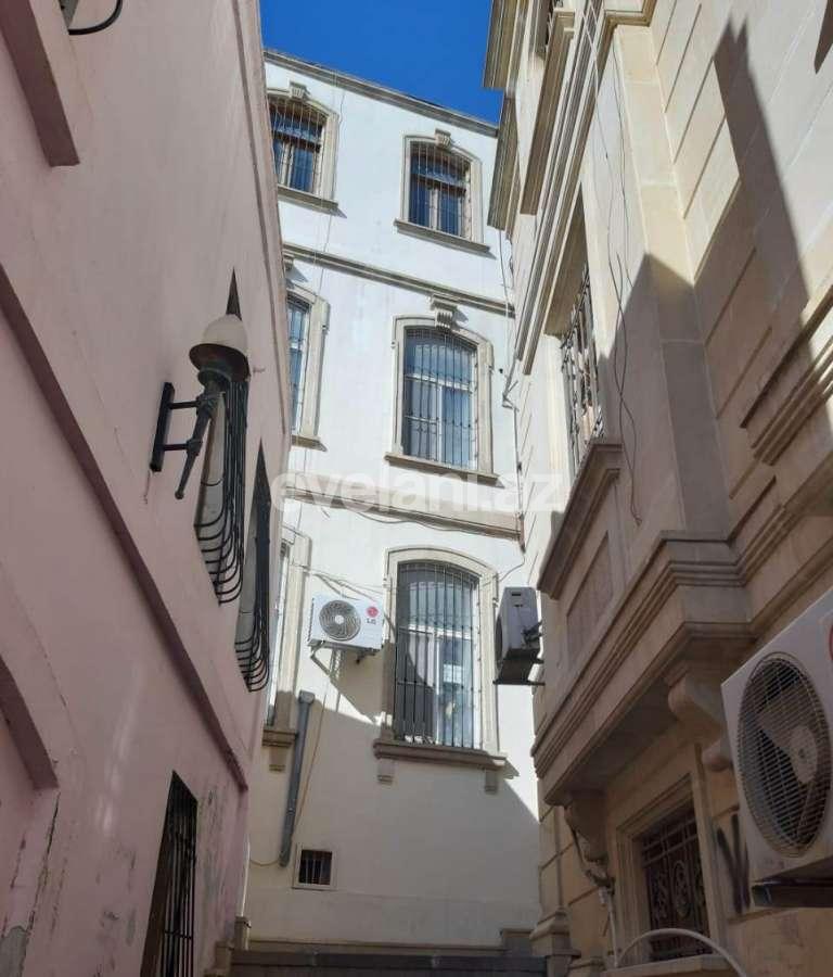 Sale, garden / house, 6 room, 200 m², Icheri Sheher m.