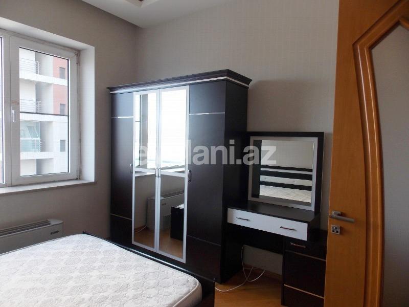 Сдаётся, новостройка, 4-комнаты, 174 m², Ясамальский r.