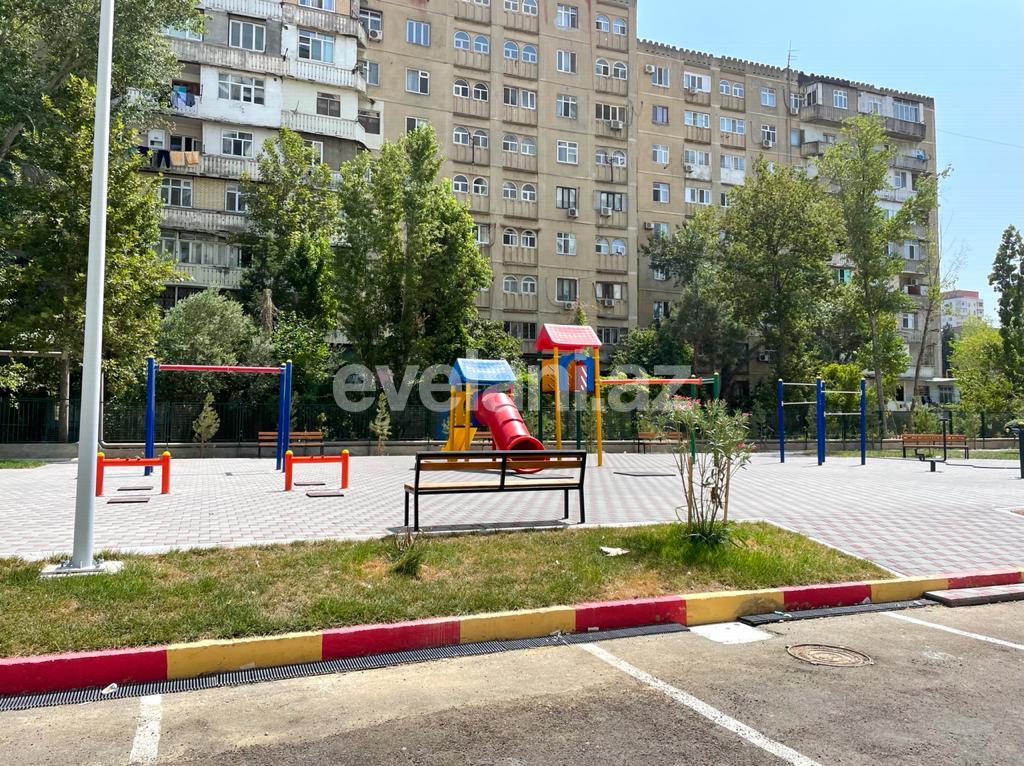 Satılır, yeni tikili, 2 otaqlı, 61 m², Xalqlar Dostluğu m.