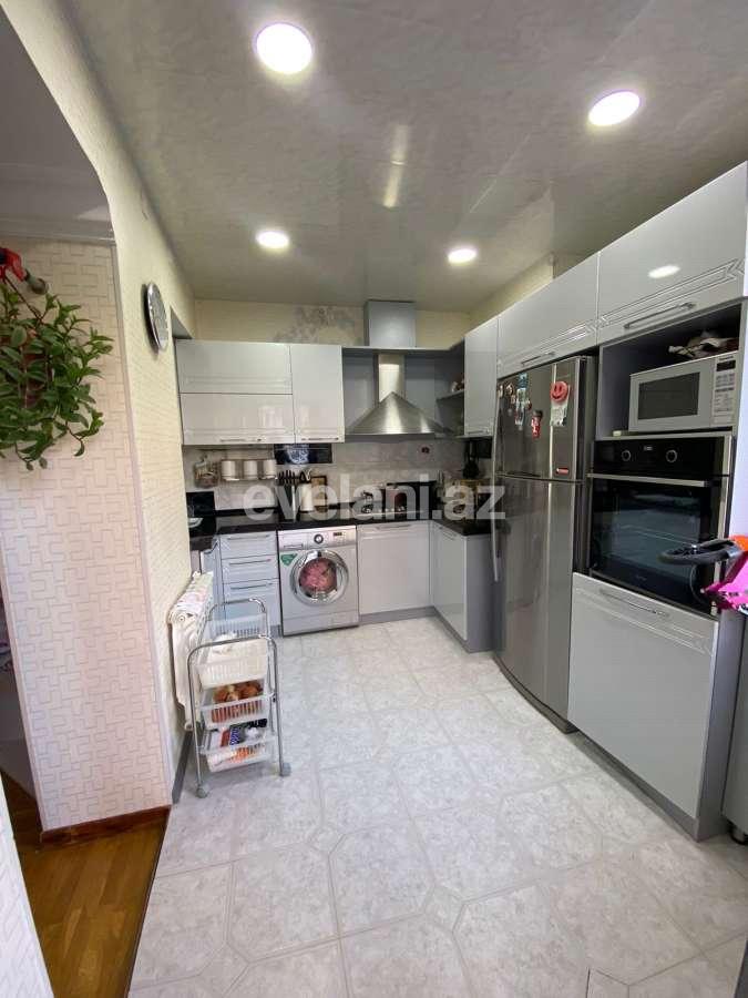 Satılır, yeni tikili, 3 otaqlı, 81 m², 28 may m.