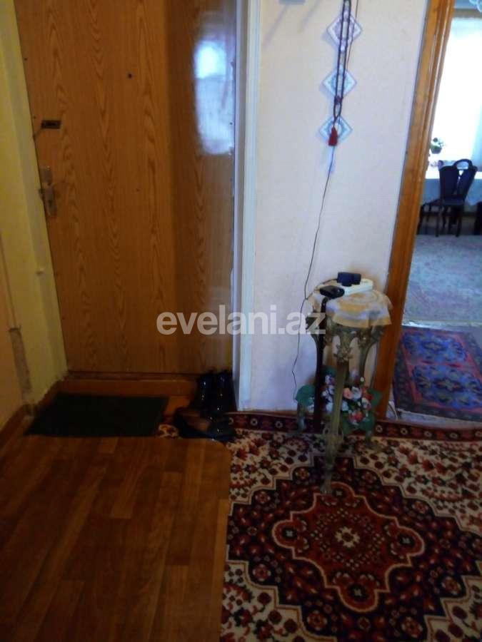 Sale, old building, 2 room, 70 m², Elmlar Akademiyası m.