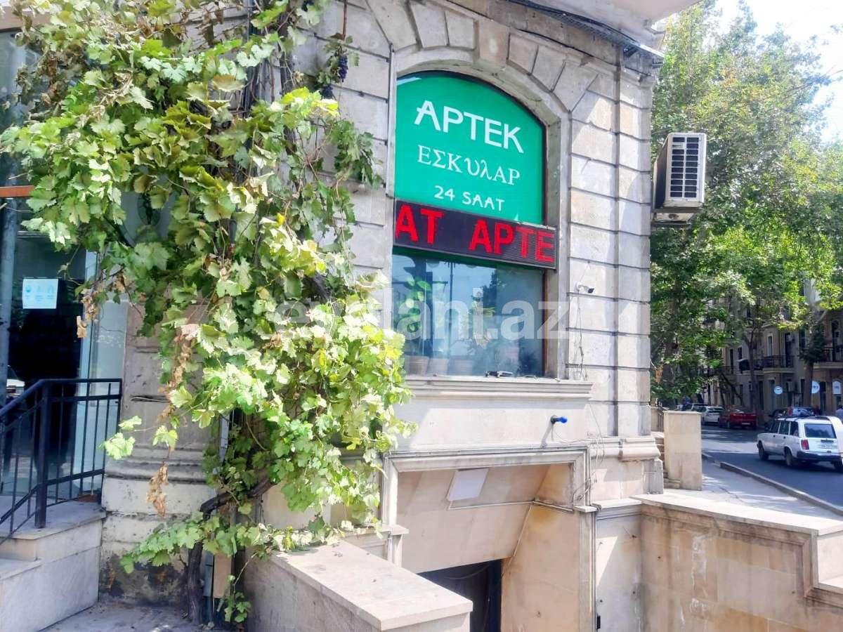 Satılır, köhnə tikili, 3 otaqlı, 75 m², Bakı, Nəsimi r, 28 may m.