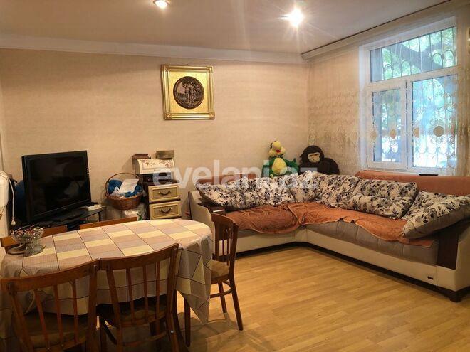 Satılır, köhnə tikili, 3 otaqlı, 120 m², Nəriman Nərimanov m.