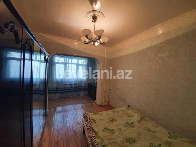 Satılır, köhnə tikili, 2 otaqlı, 75 m², Azadlıq prospekti m.
