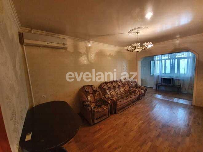 Satılır, köhnə tikili, 2 otaqlı, 75 m², Azadlıq prospekti m.