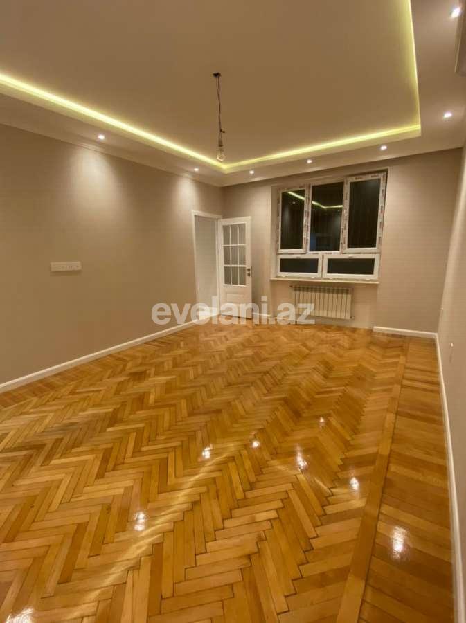 Satılır, köhnə tikili, 3 otaqlı, 73.5 m², Nizami m.