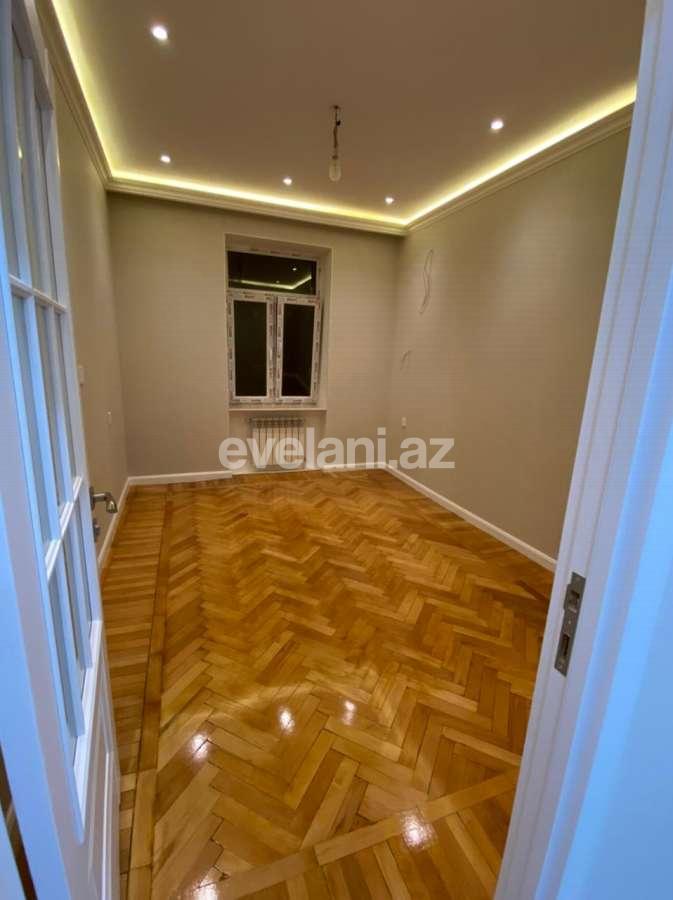 Satılır, köhnə tikili, 3 otaqlı, 73.5 m², Nizami m.