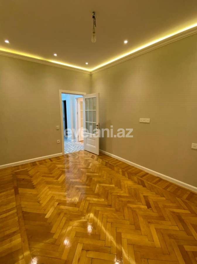 Satılır, köhnə tikili, 3 otaqlı, 73.5 m², Nizami m.