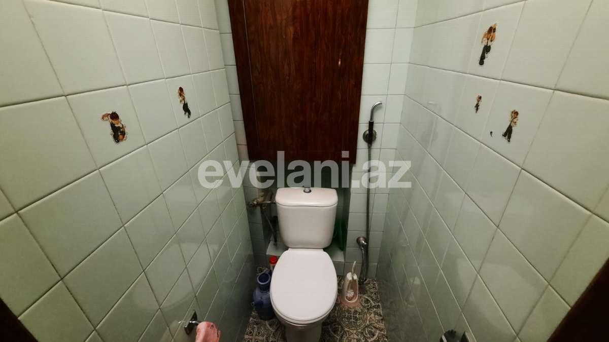 Sale, old building, 3 room, 70 m², Shah Ismail Khatai m.