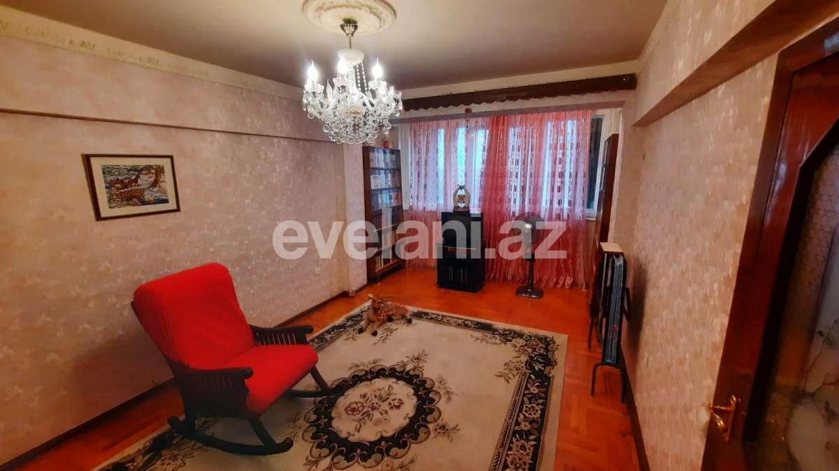Sale, old building, 3 room, 70 m², Shah Ismail Khatai m.