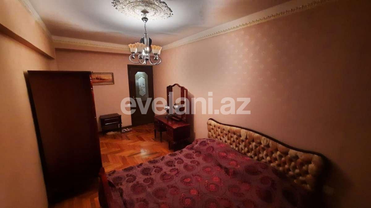 Sale, old building, 3 room, 70 m², Shah Ismail Khatai m.