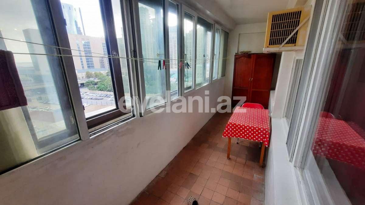 Sale, old building, 3 room, 70 m², Shah Ismail Khatai m.