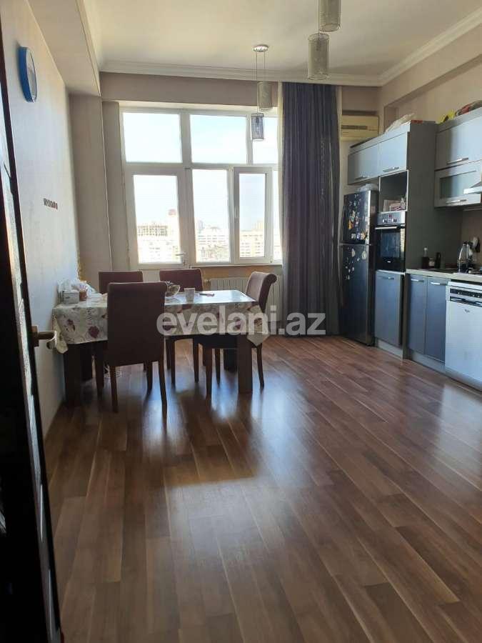 Satılır, yeni tikili, 2 otaqlı, 107 m², 8-ci mikrorayon q.